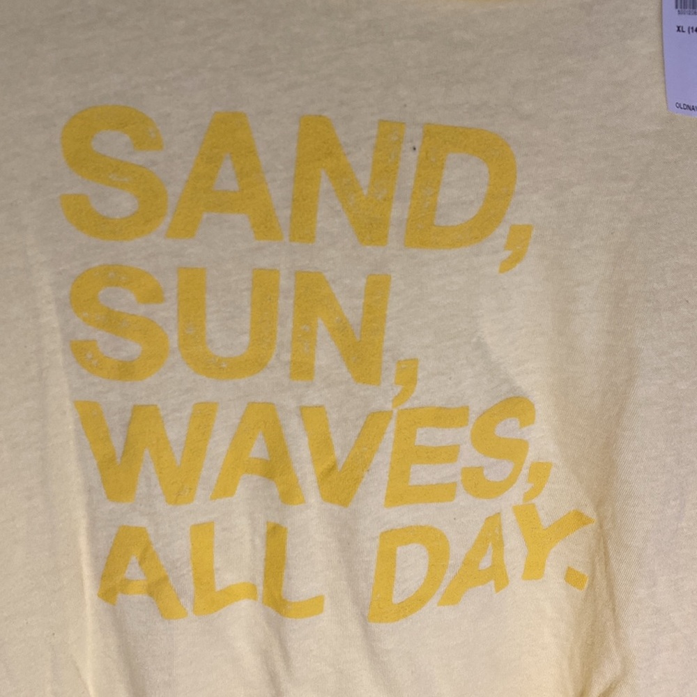 Beach yellow Old Navy tee shirt NWT - Picture 3 of 7